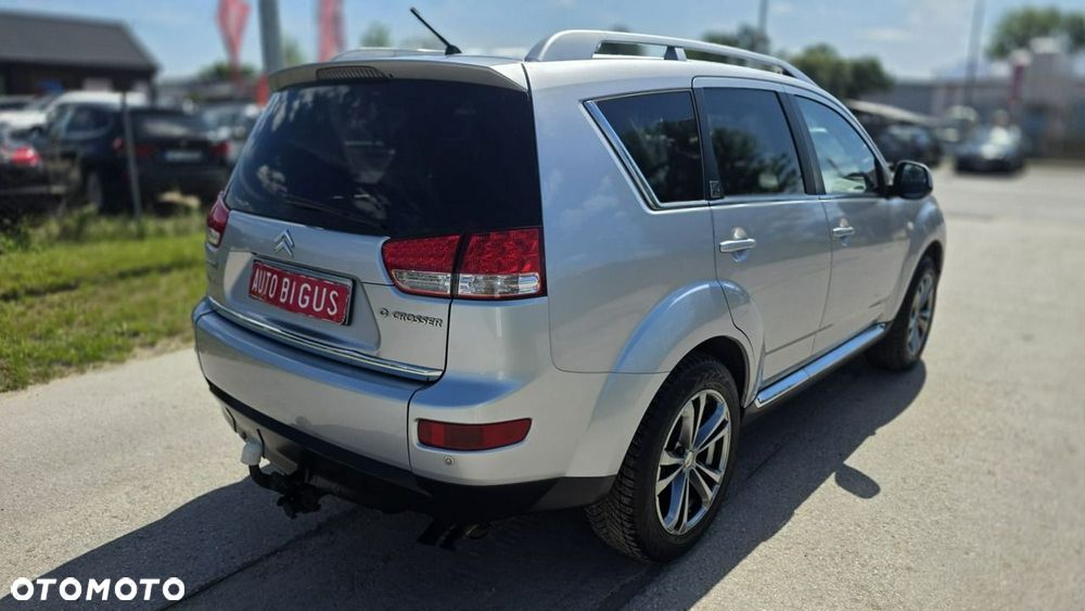 Citroën C-Crosser - 9