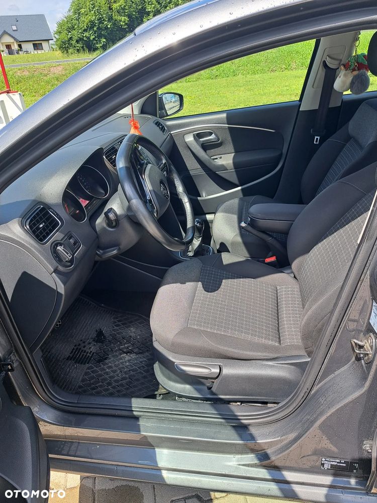 Volkswagen Polo 1.4 TDI Comfortline - 9