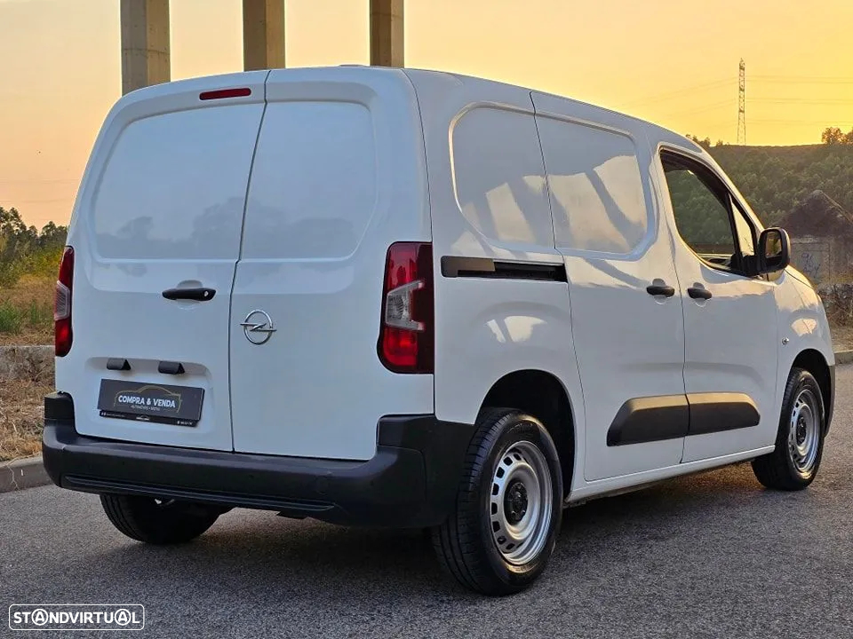 Opel Combo CDTi NACIONAL - 2