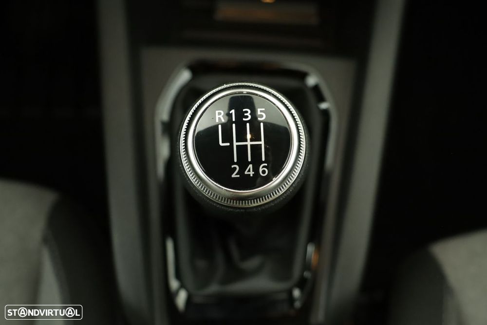 Renault Clio 1.0 TCe Evolution Bi-Fuel - 13