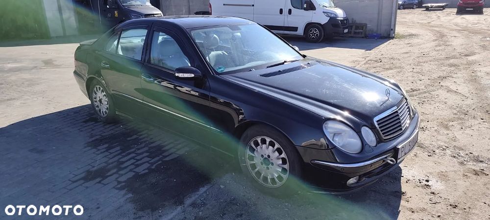 Mercedes-Benz Klasa E - 4