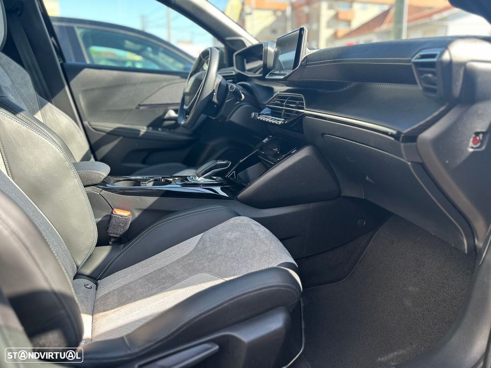 Peugeot e-208 50 kWh GT Pack - 30