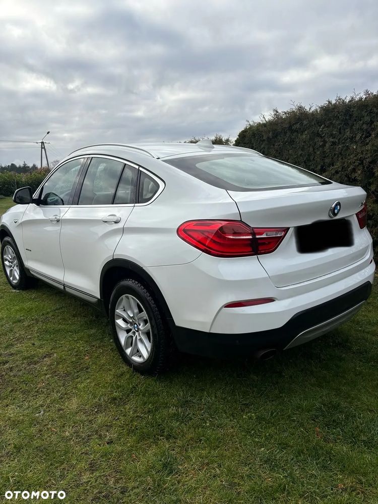 BMW X4 xDrive20i - 16