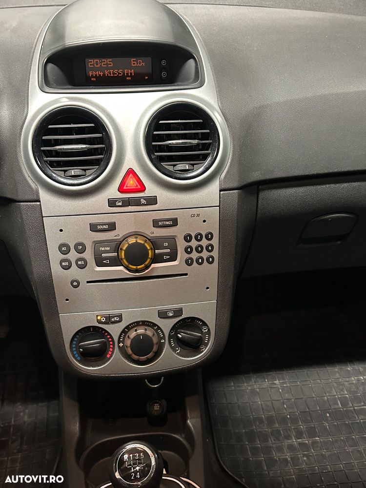 Opel Corsa Combo 1.4 Twinport Enjoy - 15