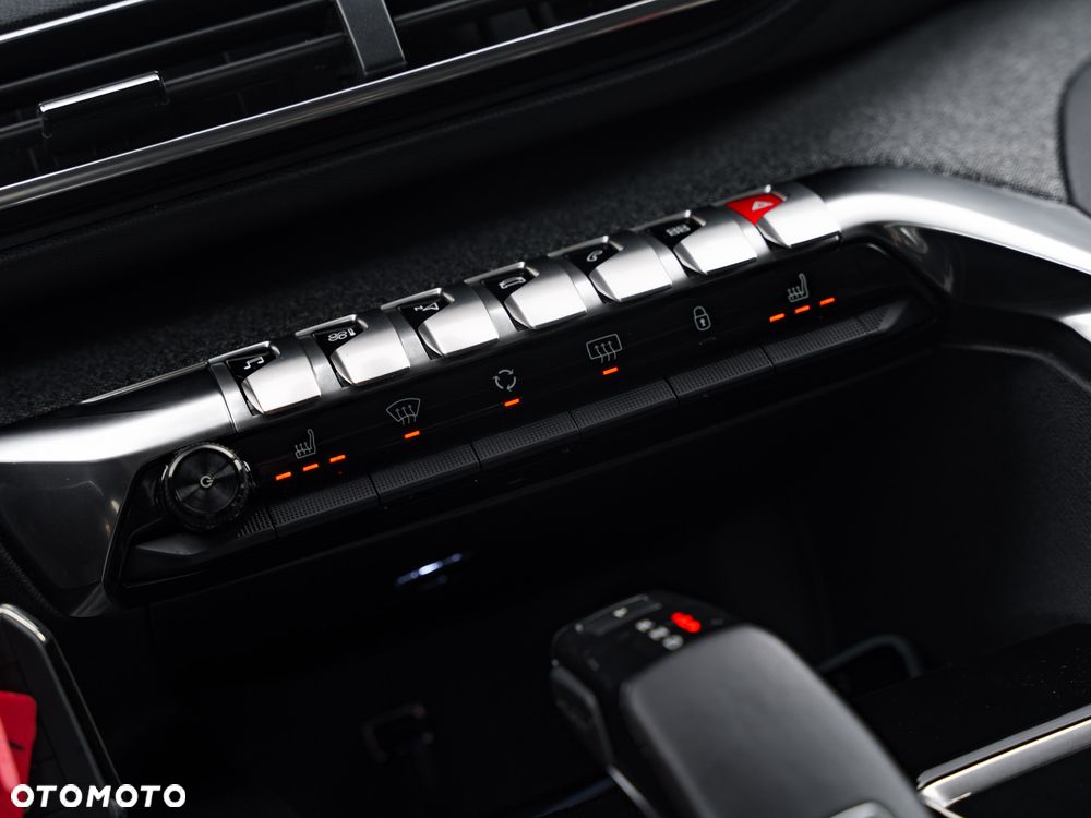 Peugeot 3008 1.6 BlueHDi Allure S&S EAT6 - 22