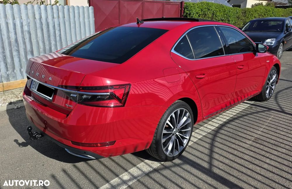 Skoda Superb 2.0 TDI 4X4 DSG Laurin & Klement - 26
