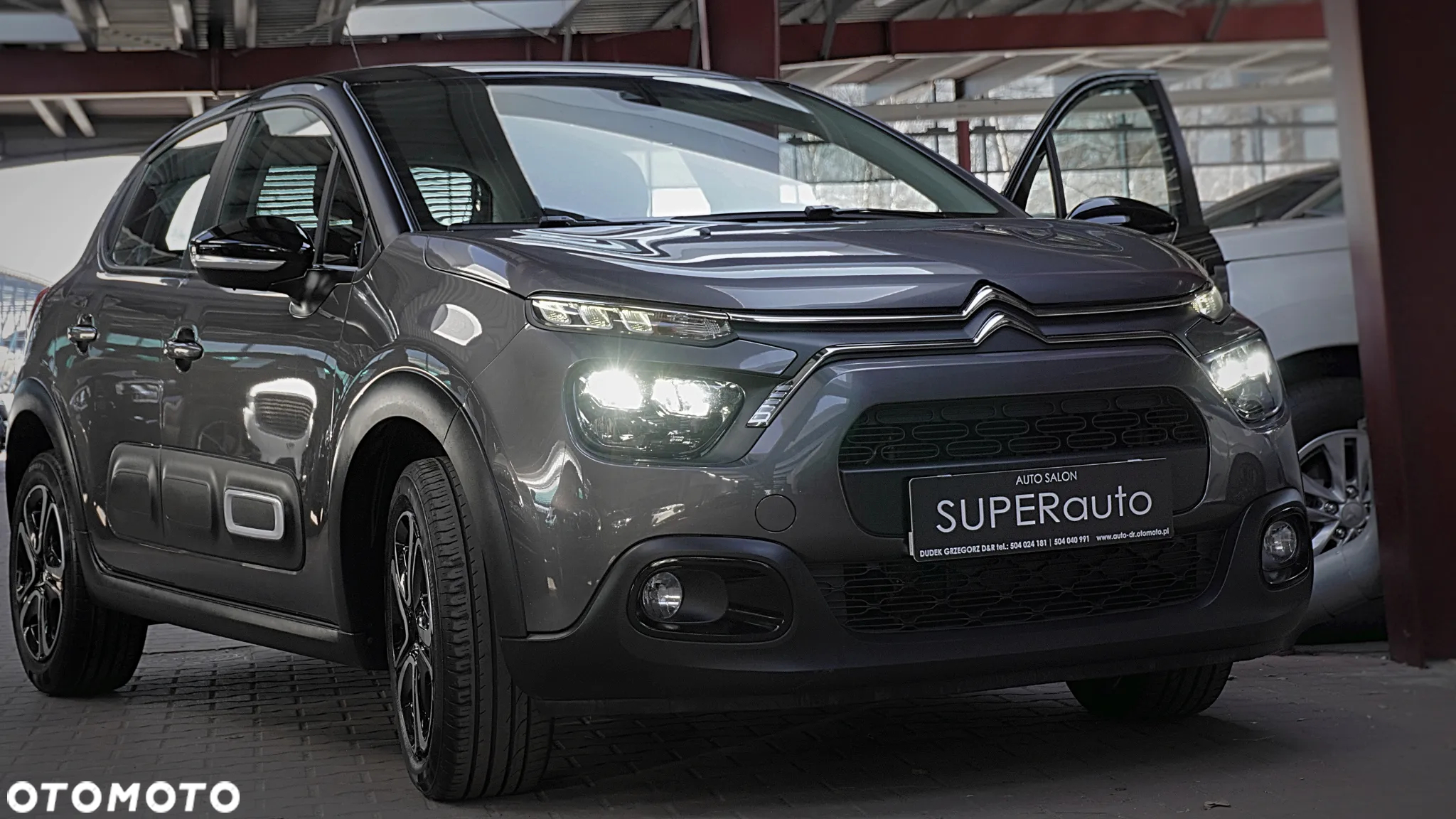 Citroën C3 1.2 PureTech Shine EAT6 - 3