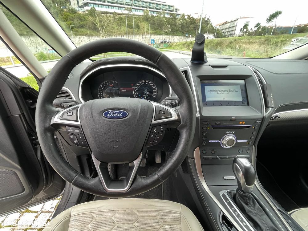 Ford S-Max 2.0 TDCi Vignale Powershift - 53