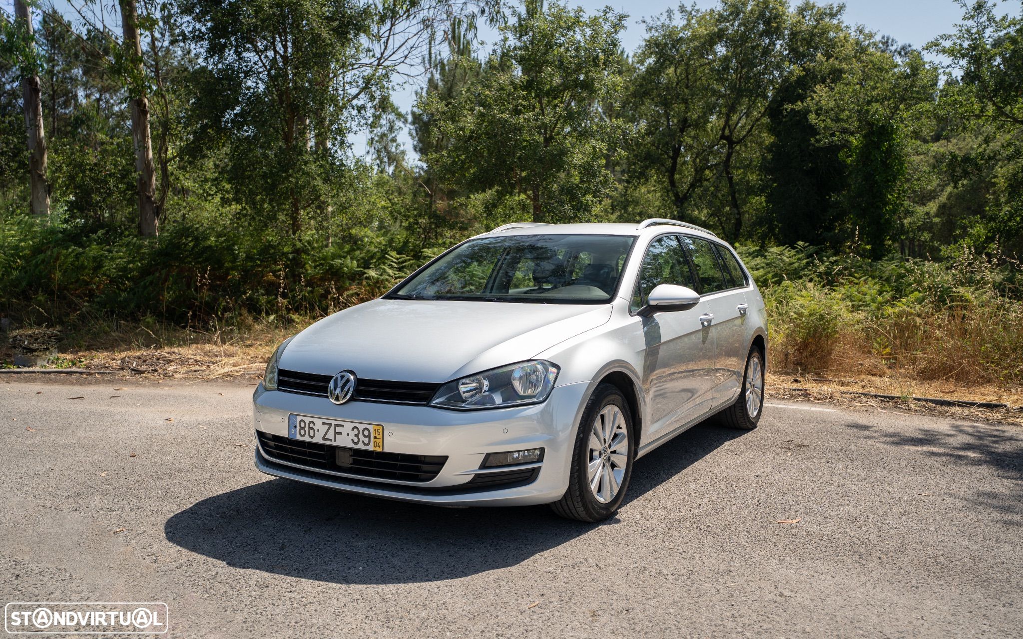 VW Golf Variant 1.6 TDi Confortline DSG - 1