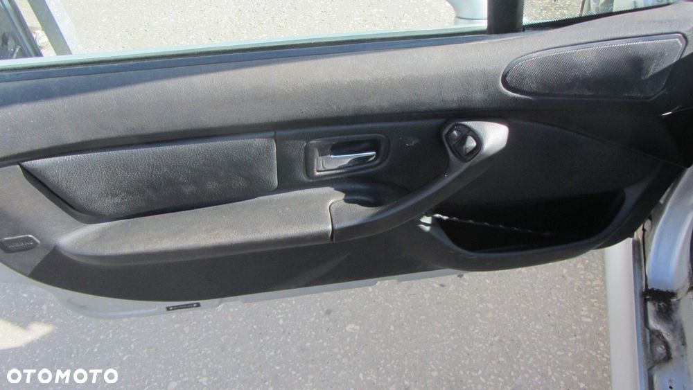 BMW Z3 CABRIO E36 FOTELE SKÓRZANE BOCZKI TAPICERKA WNĘTRZE ŚRODEK 8413731 - 2