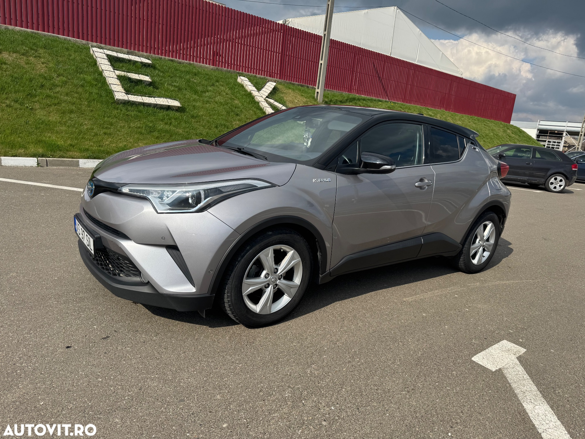 Toyota C-HR 1.8 HSD 122 CP 4x2 CVT Style - 3