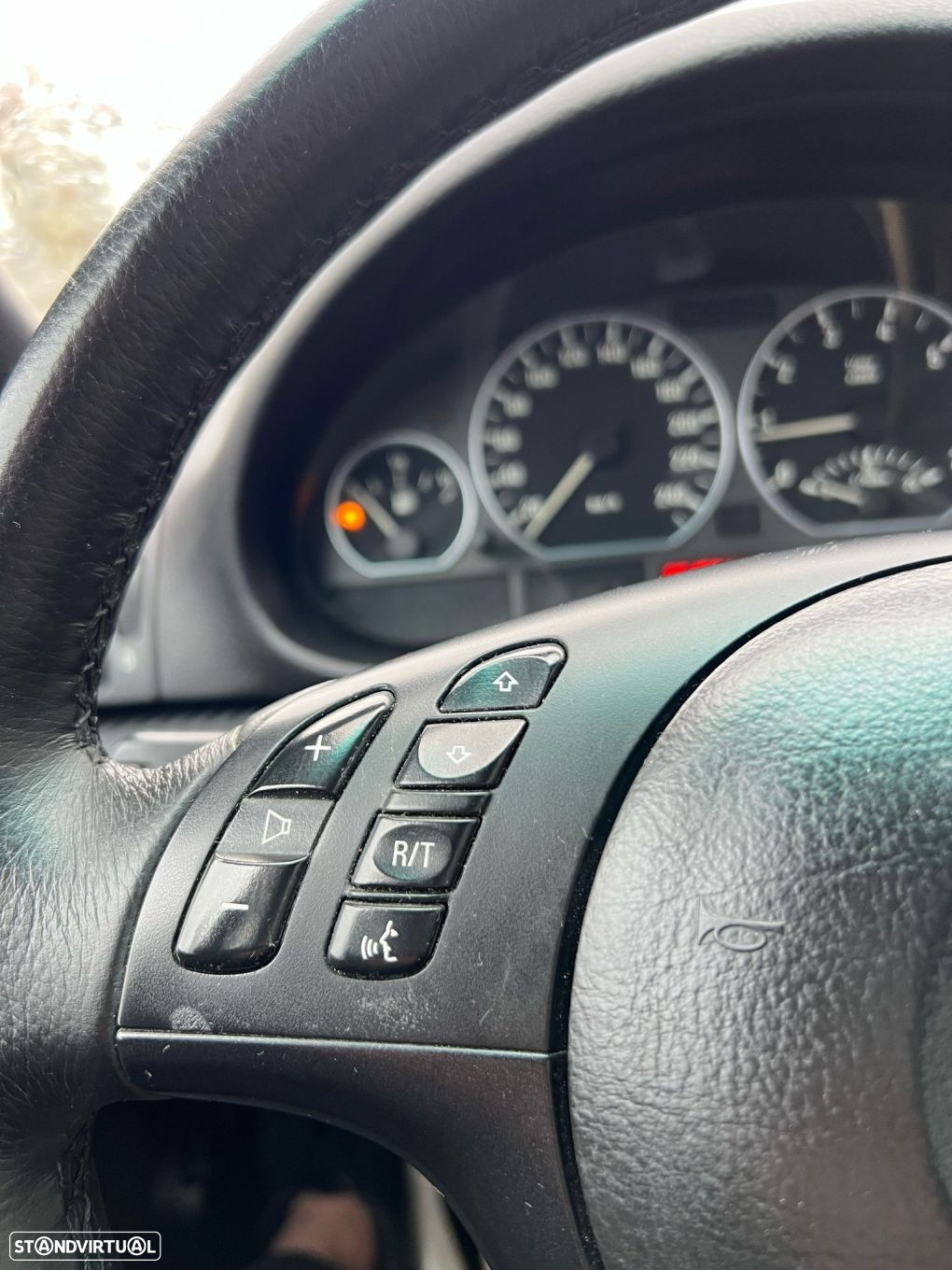 BMW 330 iX - 26