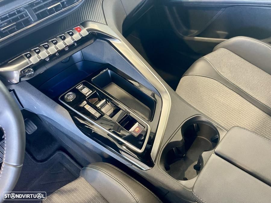 Peugeot 3008 1.2 Hybrid Allure Pack e-DCS6 - 15