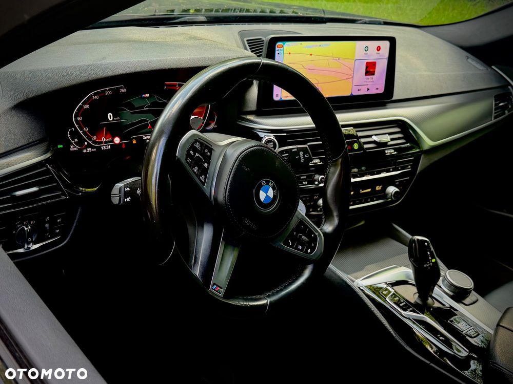 BMW Seria 5 520d xDrive mHEV M Sport sport - 27
