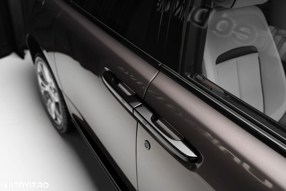 Rolls-Royce Cullinan Standard - 30