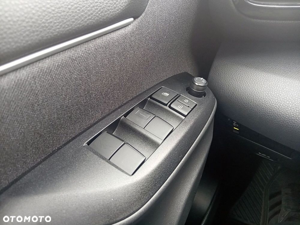 Toyota Yaris - 20