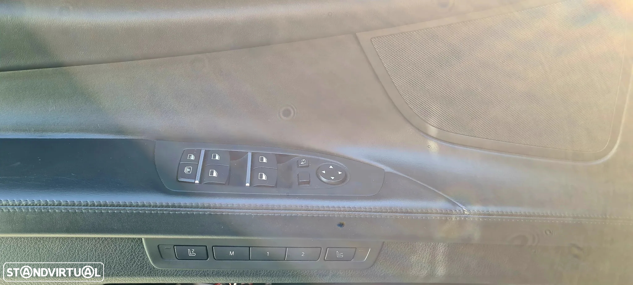 BMW 740 d Pack M - 16