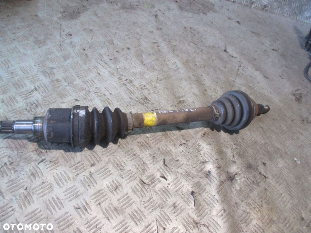 PÓŁOŚ LEWA LEWY PRZÓD FORD FIESTA MK6 1.25 1.4 - 1