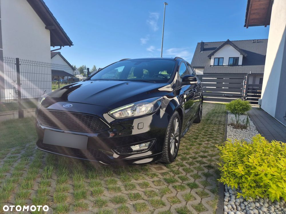 Ford Focus 1.5 EcoBlue Start-Stopp-System ST-LINE - 2