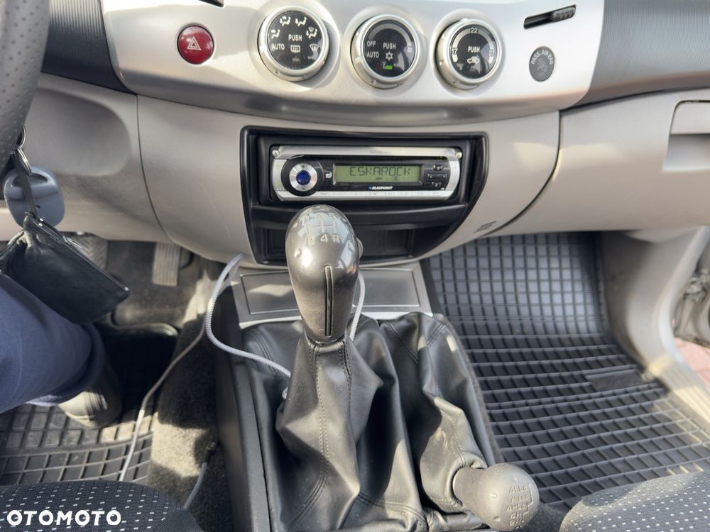 Mitsubishi L200 2.5 DID Intense - 14
