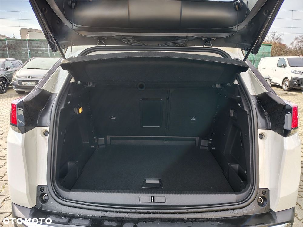 Peugeot 3008 1.5 BlueHDi Active S&S EAT8 - 11