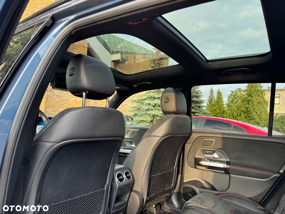 Mercedes-Benz GLB 200 d 4-Matic 8G-DCT - 9