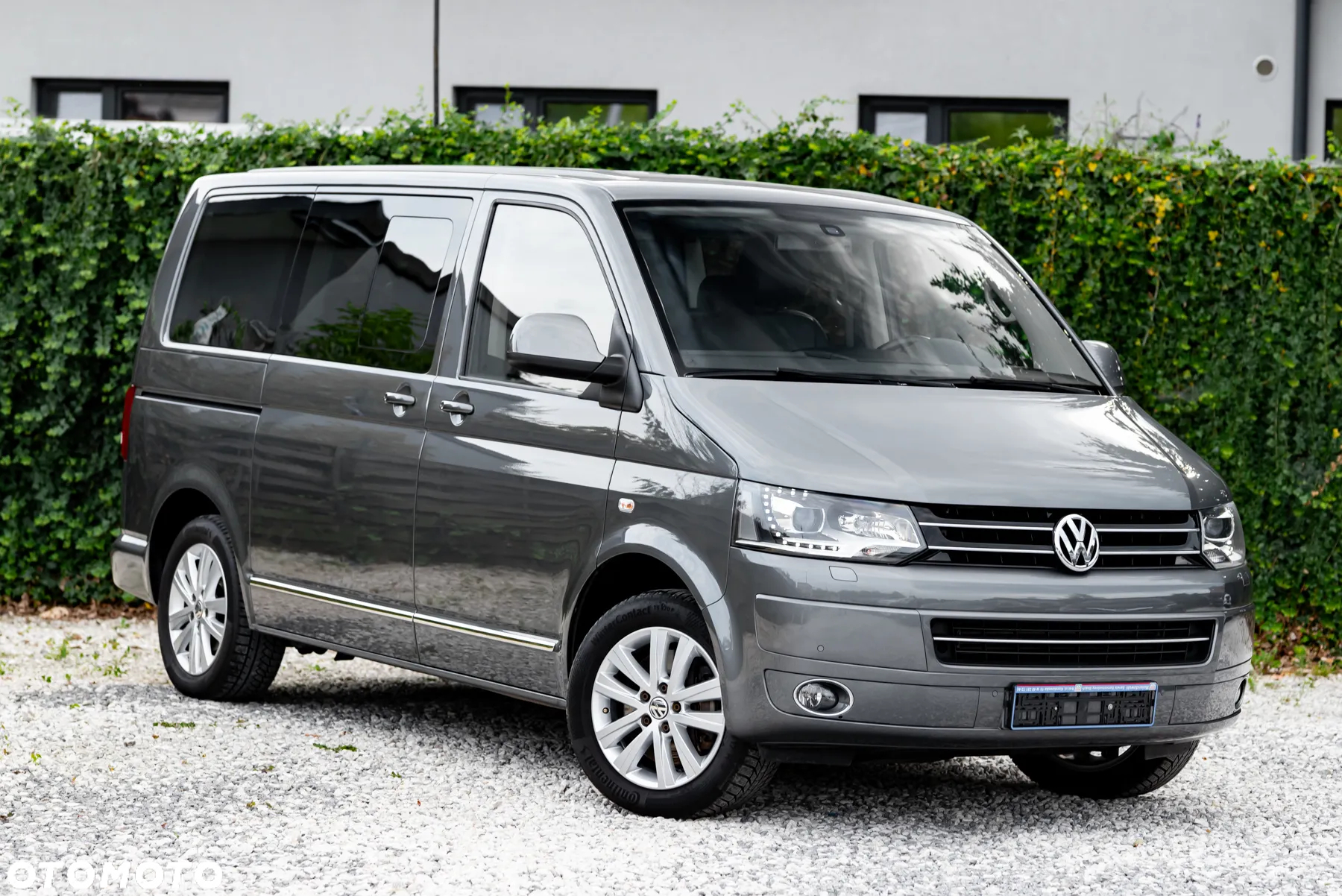 Volkswagen Multivan - 5