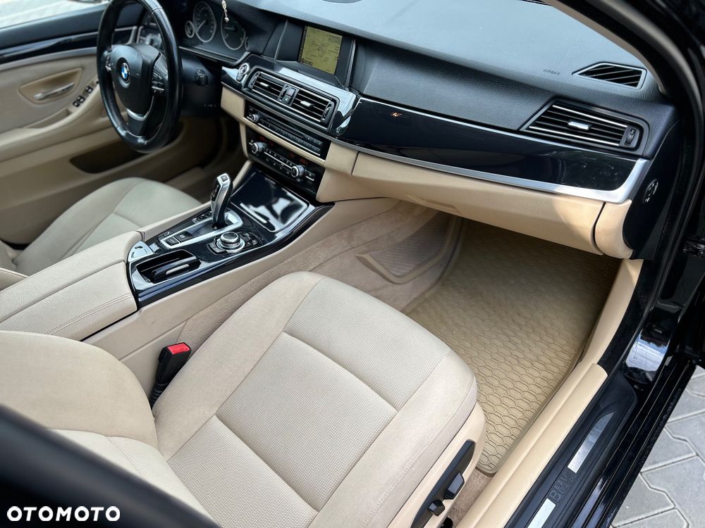 BMW Seria 5 518d Business Edition - 22