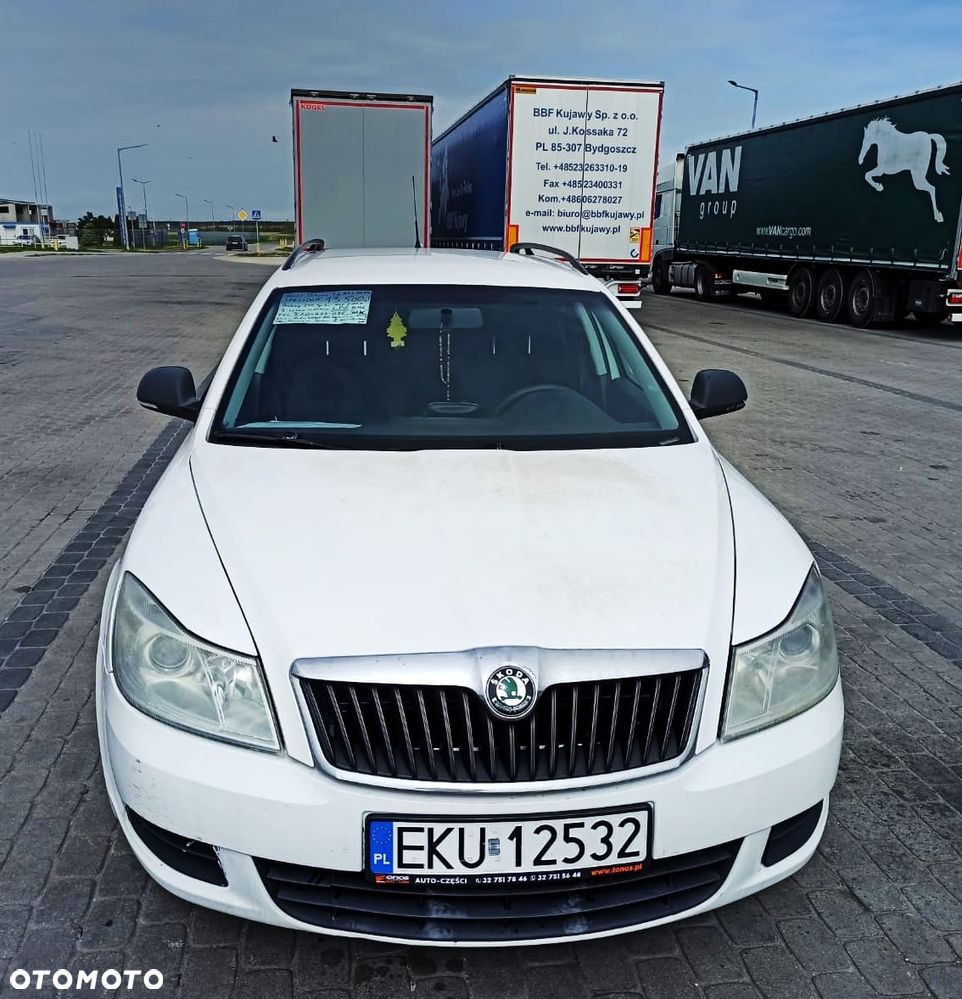 Skoda Octavia 1.6 Mint - 5