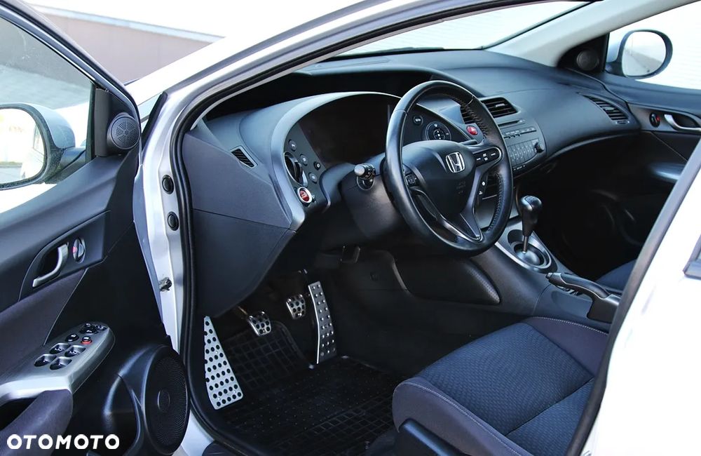 Honda Civic 1.4 Sport - 14
