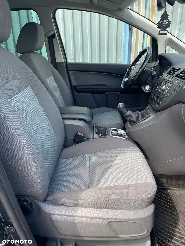 Ford C-MAX - 22