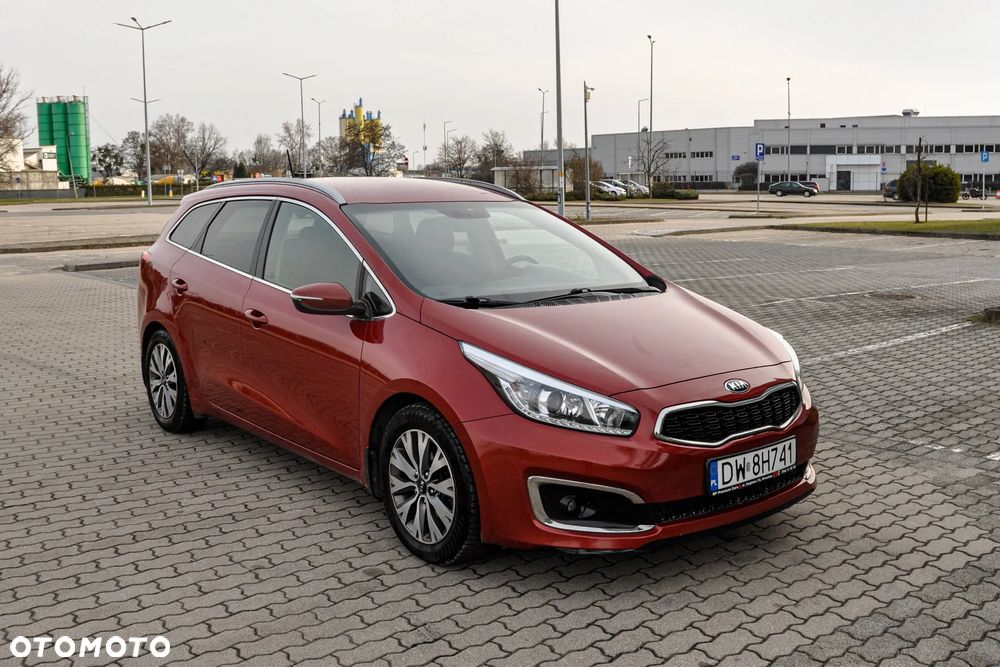 Kia Ceed 1.6 CRDi L - 6