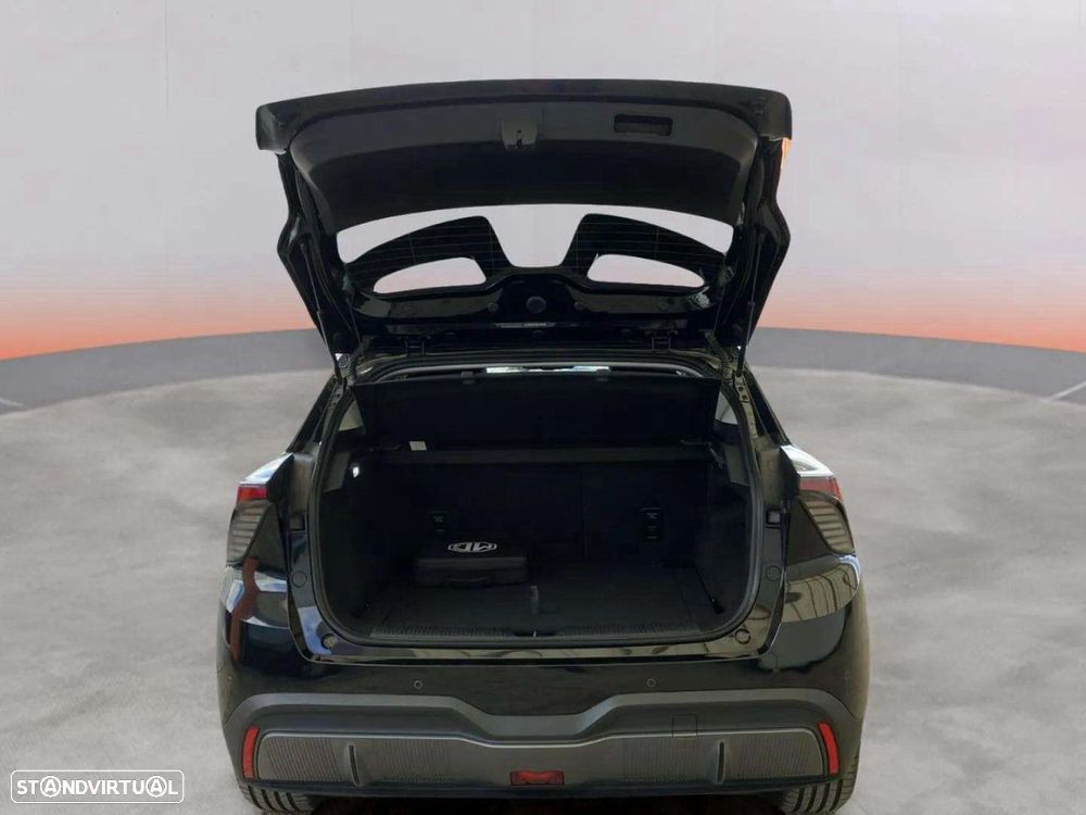 MG MG4 64 kWh Luxury - 9