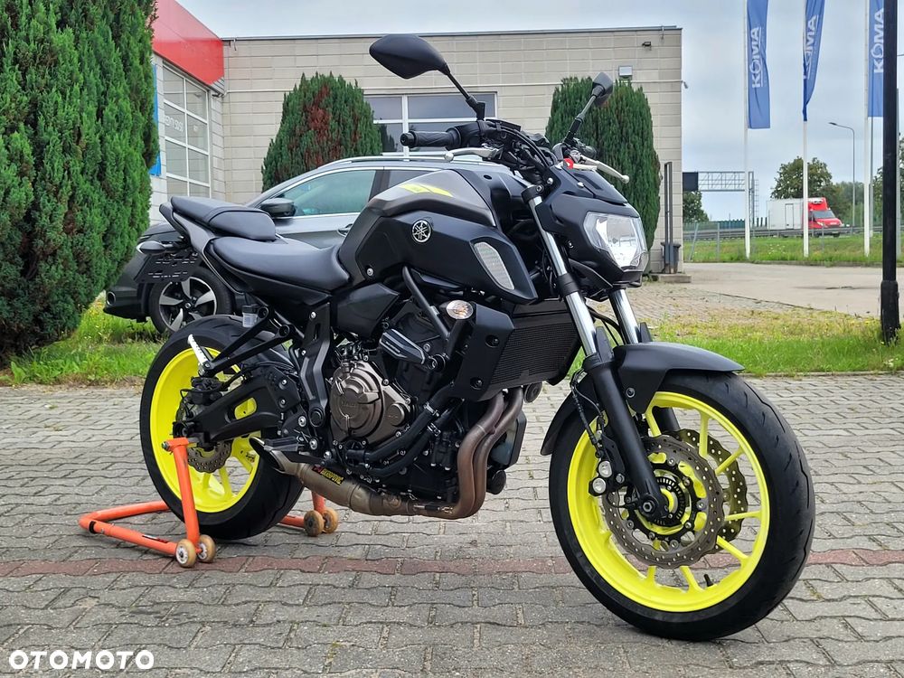 Yamaha MT - 22