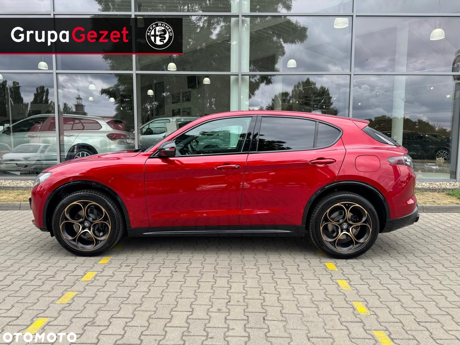 Alfa Romeo Stelvio - 2