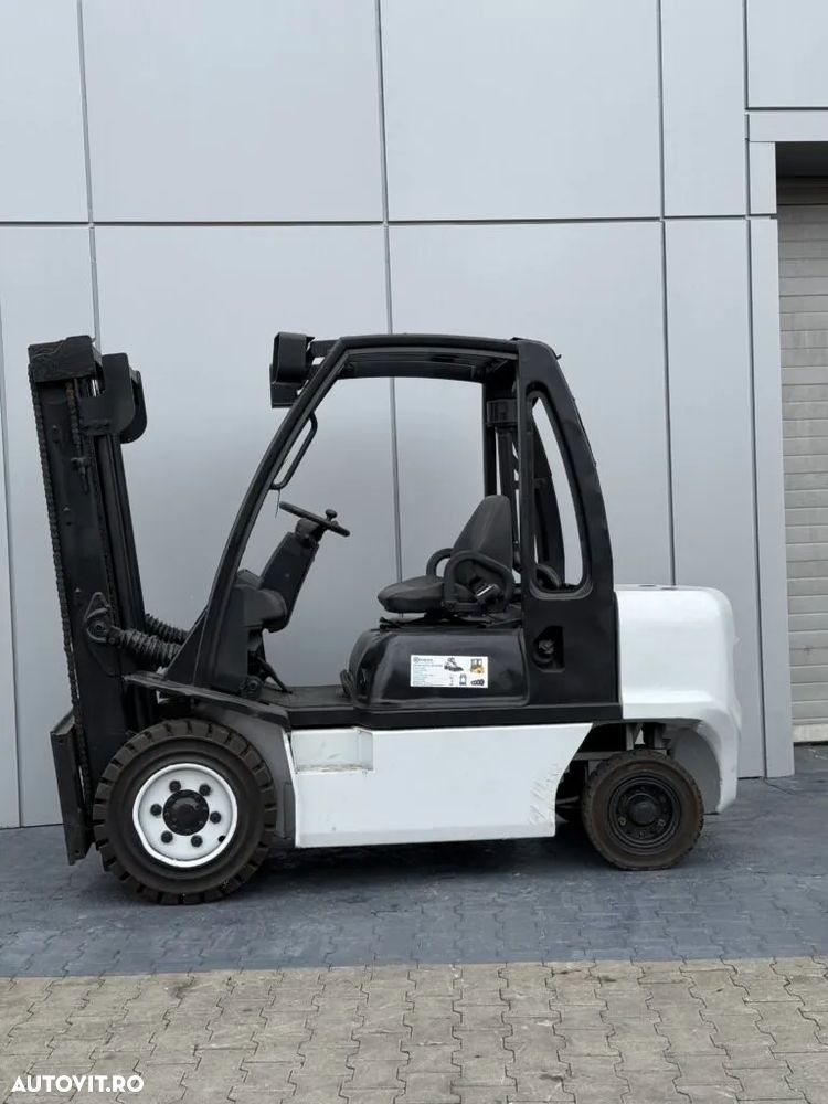 Nissan 3 TONE, CATARG DUPLEX - 9