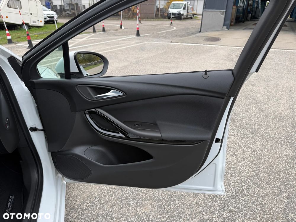 Opel Astra 1.4 Turbo Start/Stop Innovation - 29