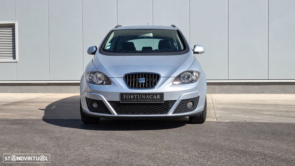 Seat Altea 2011 photo 2