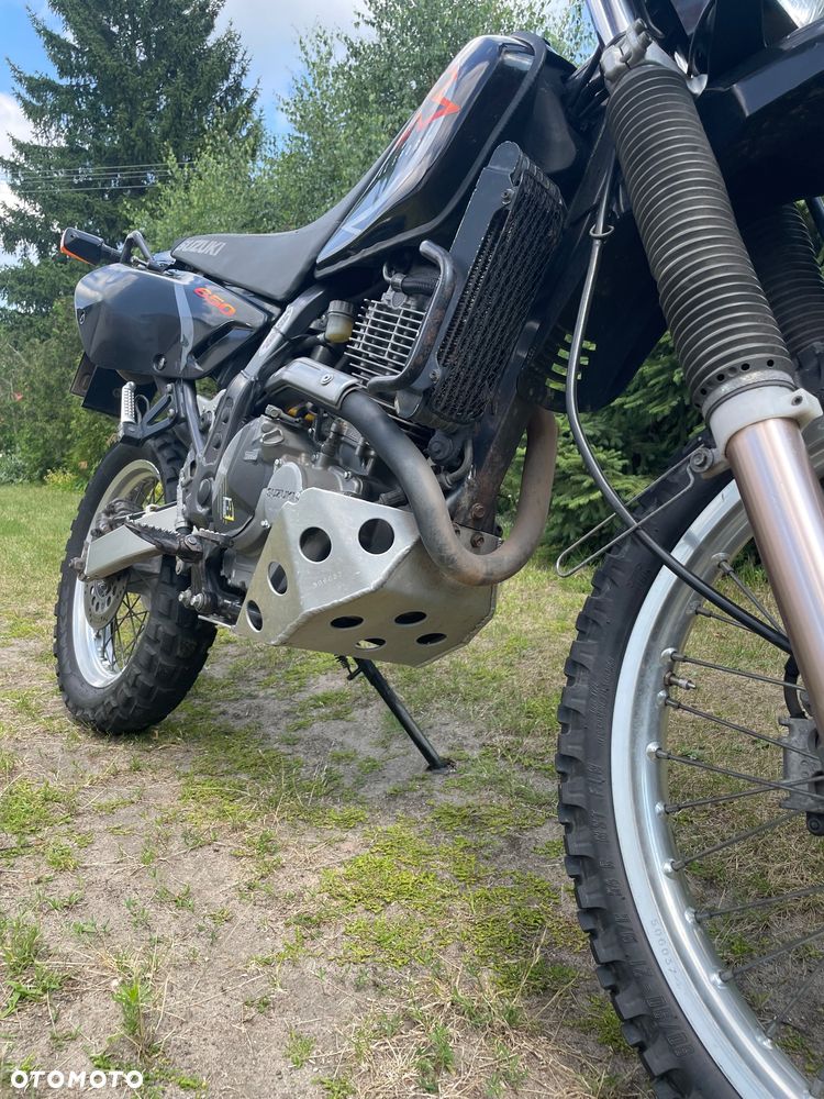 Suzuki DR - 11