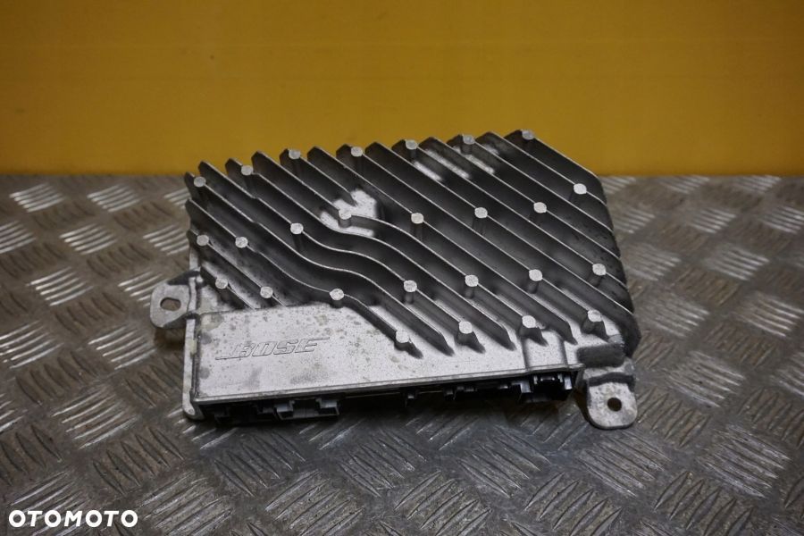 CHEVROLET CORVETTE C8 2020 - Wzmacniacz Audio Radio BOSE USA - 1