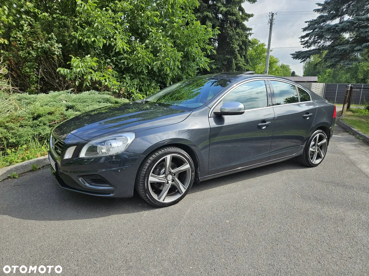 Volvo S60 D3 R-Design - 35
