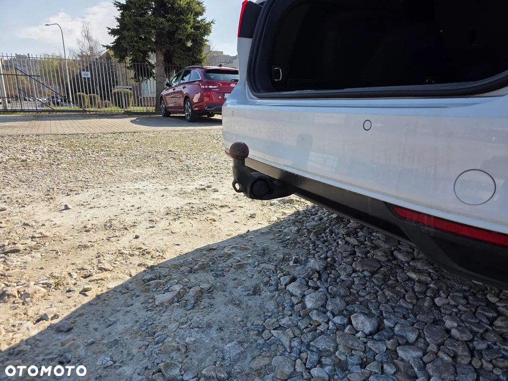 Volkswagen Passat Variant 2.0 TDI SCR DSG Business - 21