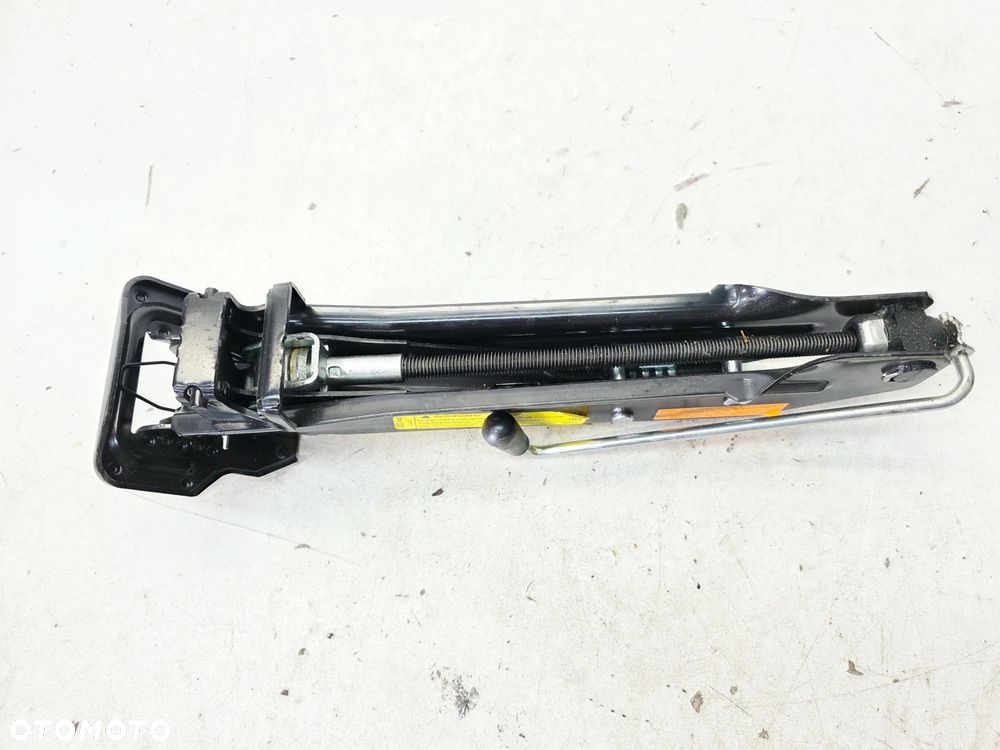 LEWAREK PODNOŚNIK WINDA AUDI Q5 8R 8R0011031C 1710 KG - 3