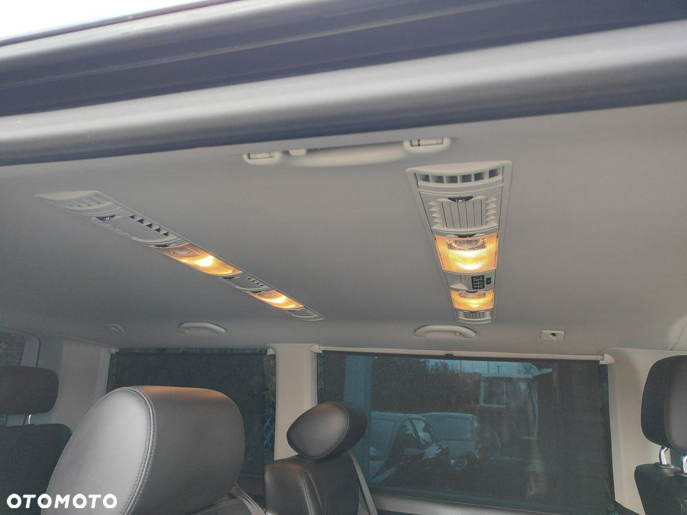Volkswagen Multivan 2.0 TDI L1 Generation SIX - 25