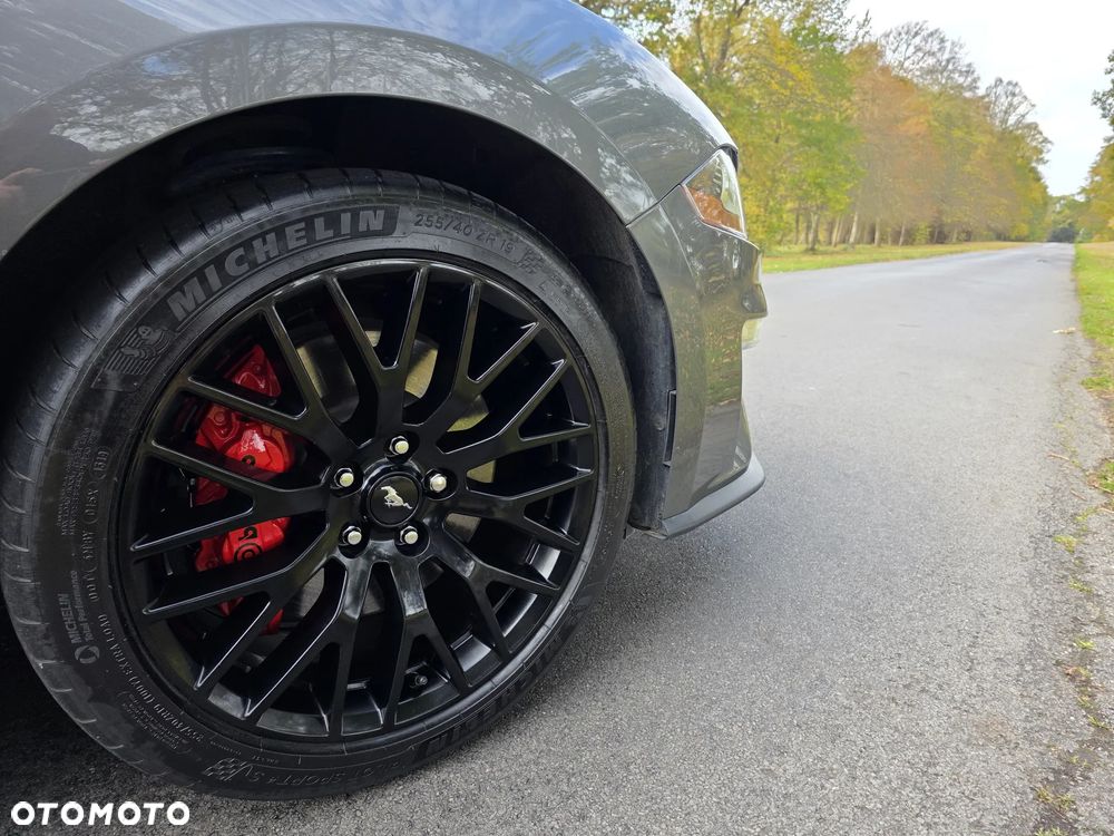 Ford Mustang 5.0 V8 GT - 8
