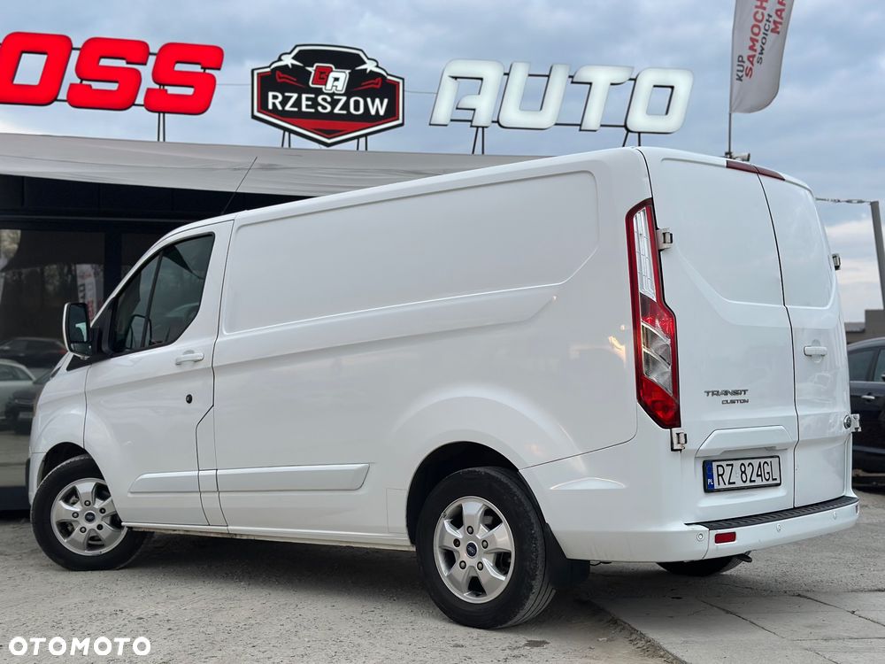 Ford Tourneo Custom 310 L1H1 VA Autm Titanium - 11