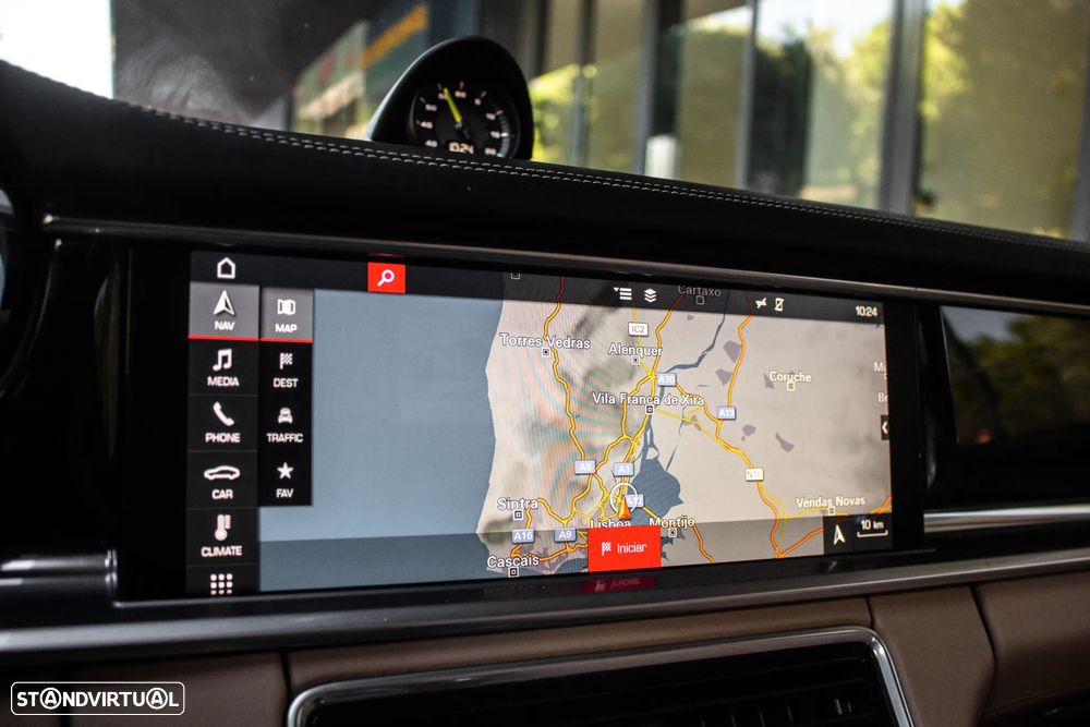 Porsche Panamera 4 E-Hybrid - 42