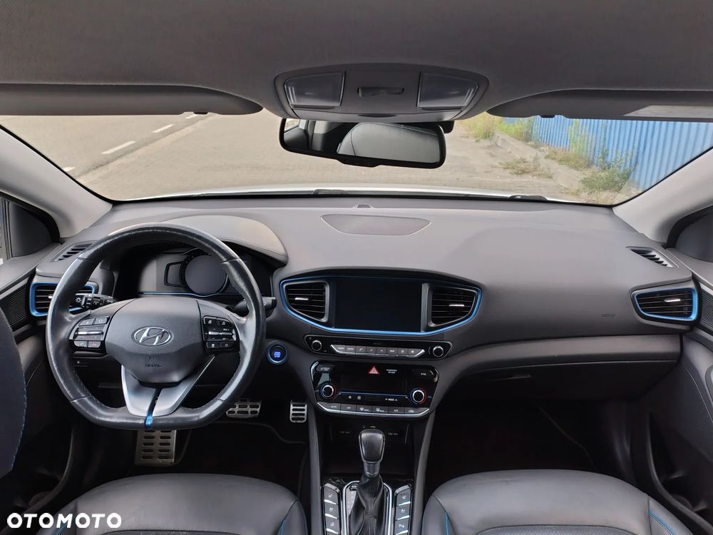 Hyundai IONIQ - 6