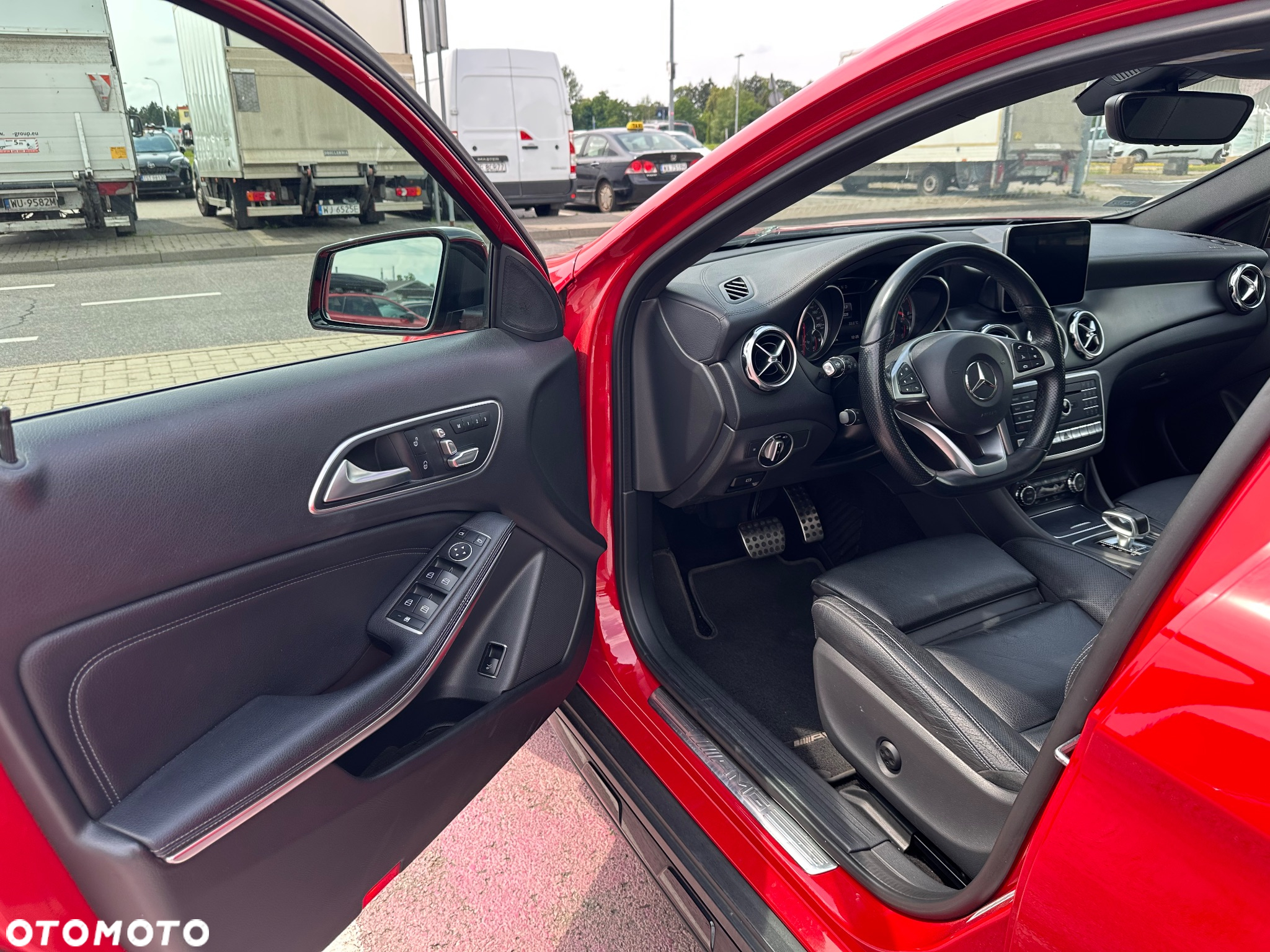 Mercedes-Benz GLA AMG 45 4Matic AMG Speedshift 7G-DCT - 14