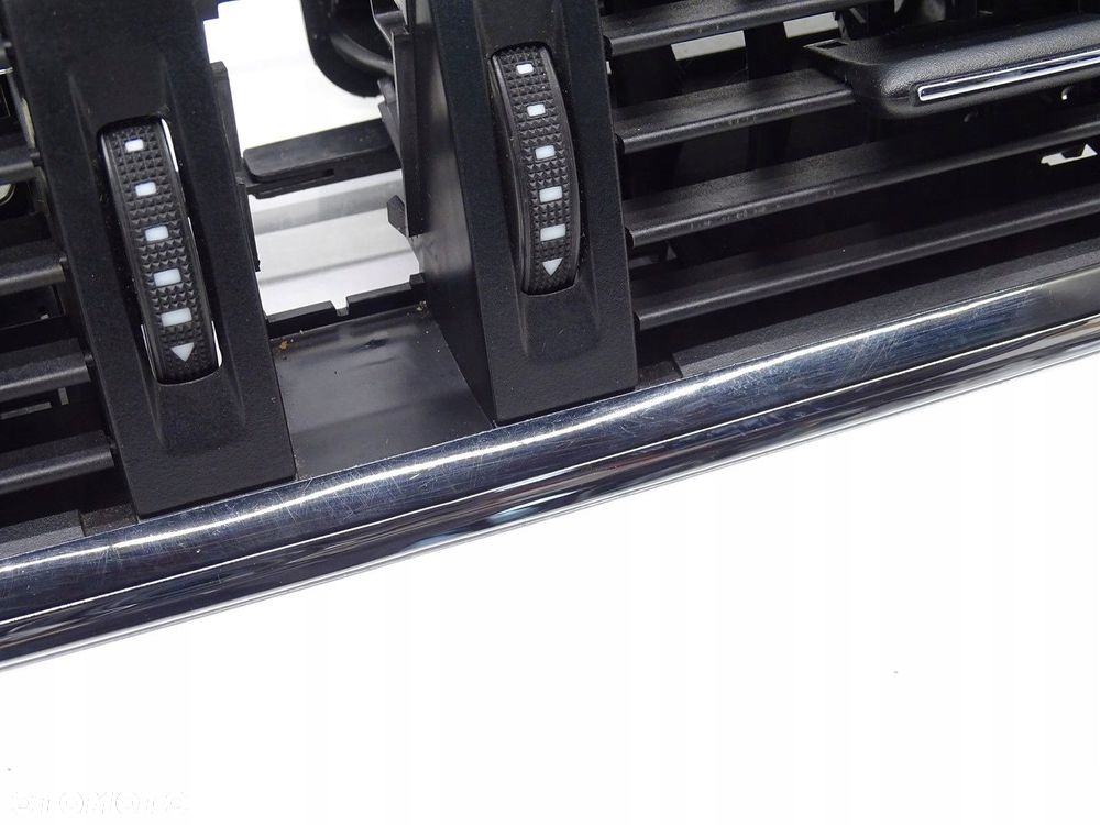 KRATKA NAWIEWU DESKI KONSOLI PRZÓD PRZEDNIA SKODA OCTAVIA III 5E 5E0820951A - 8